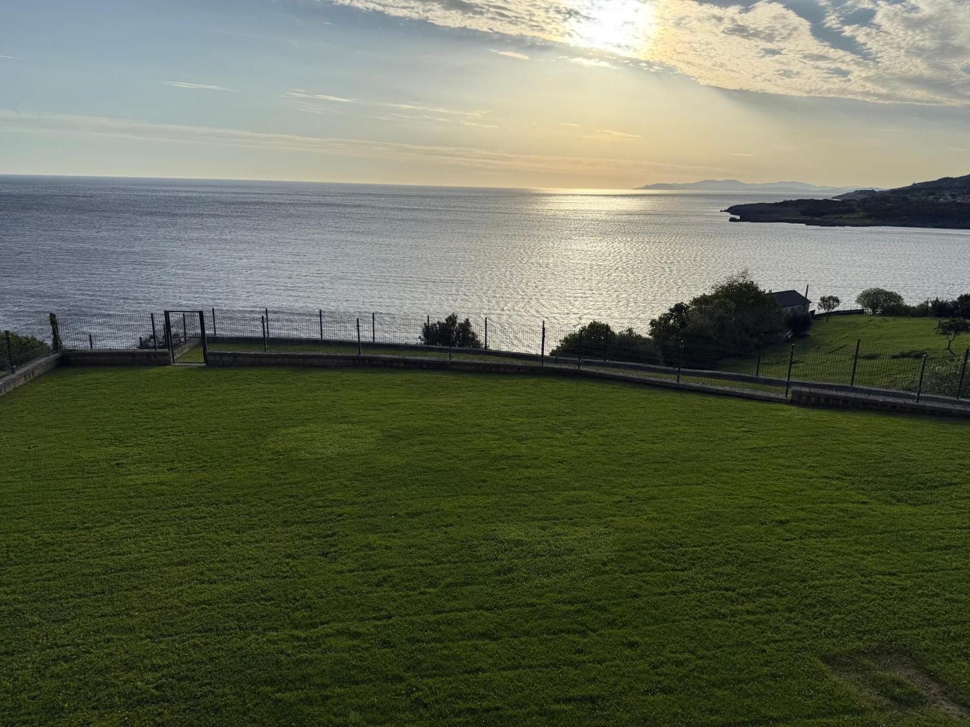 Villa La Ballena De Sonabia Ориньон Экстерьер фото